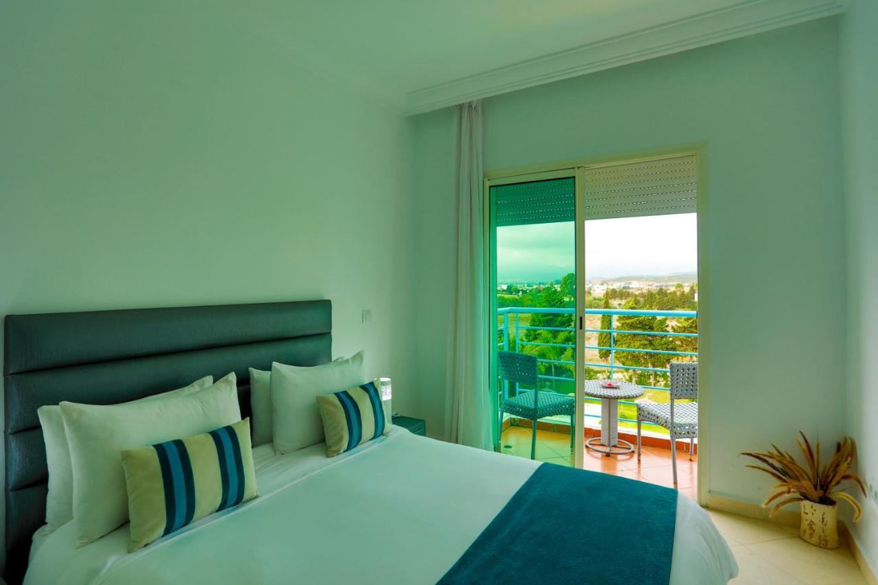 Residence Hoteliere Riviera Beach Cabo Negro Eksteriør bilde