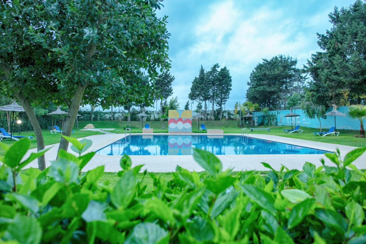 Residence Hoteliere Riviera Beach Cabo Negro Eksteriør bilde