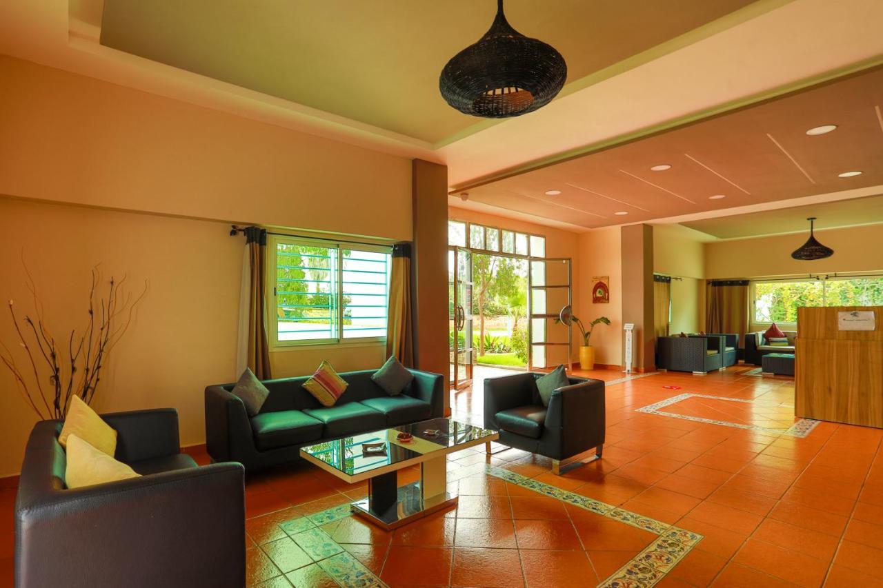 Residence Hoteliere Riviera Beach Cabo Negro Eksteriør bilde