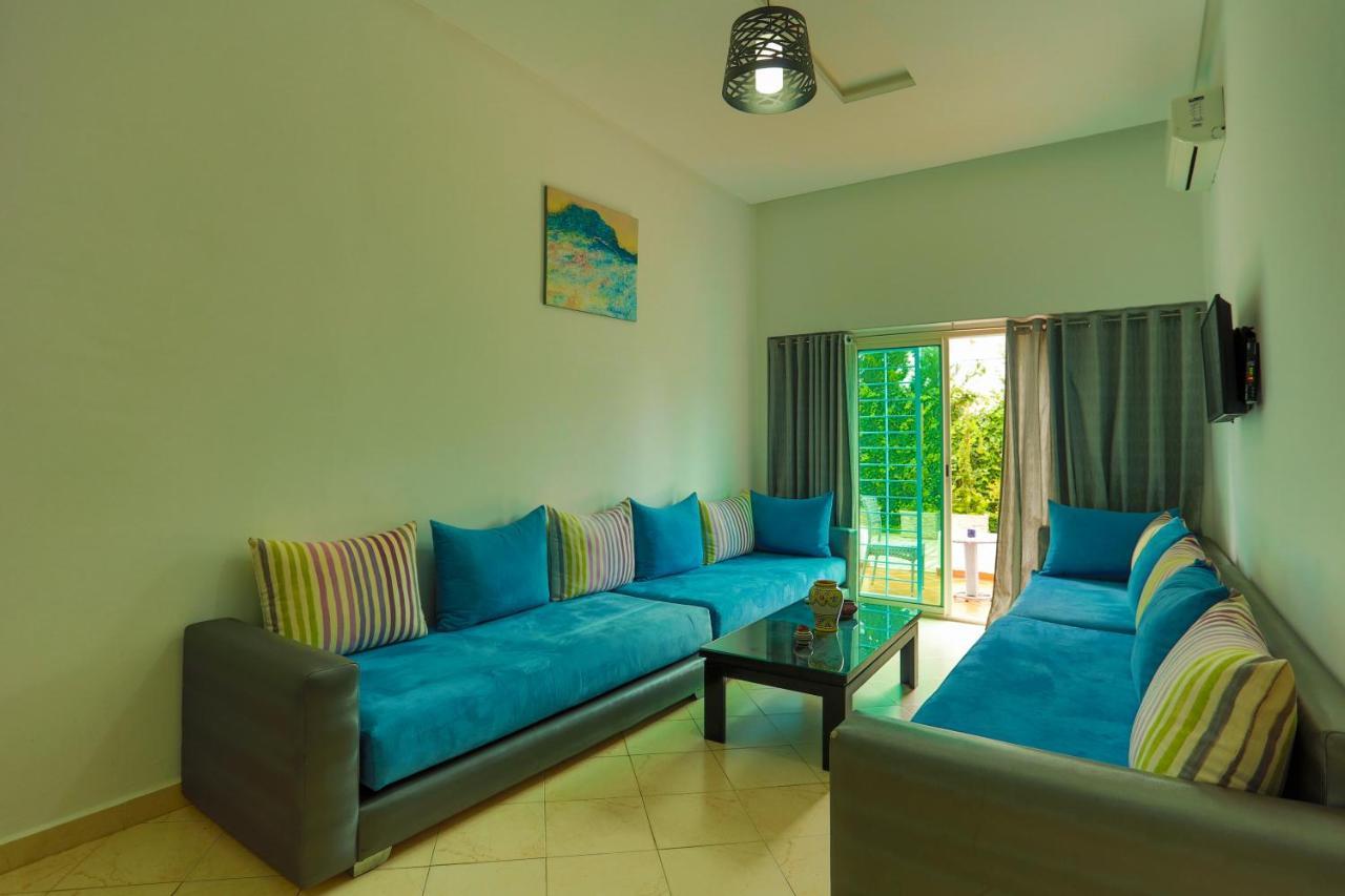 Residence Hoteliere Riviera Beach Cabo Negro Eksteriør bilde