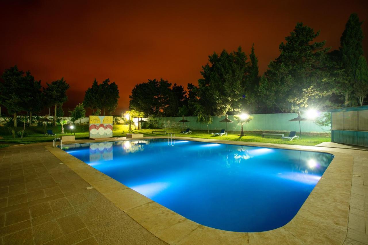 Residence Hoteliere Riviera Beach Cabo Negro Eksteriør bilde