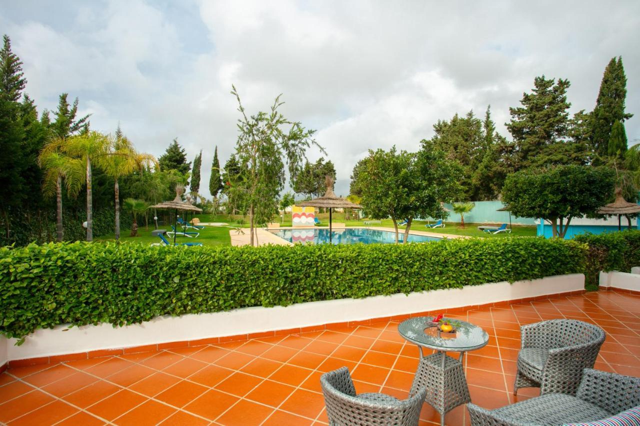 Residence Hoteliere Riviera Beach Cabo Negro Eksteriør bilde