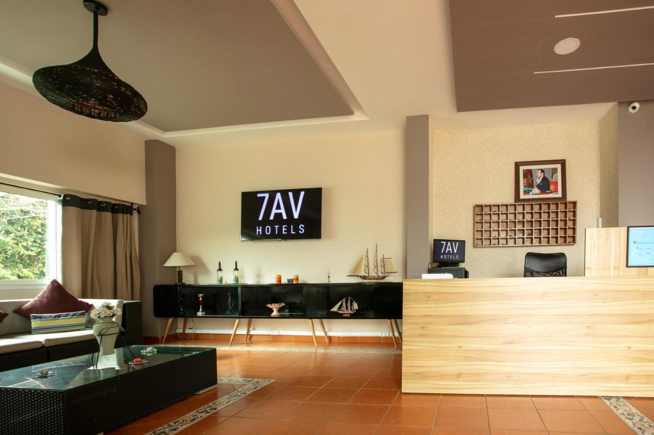 Residence Hoteliere Riviera Beach Cabo Negro Eksteriør bilde