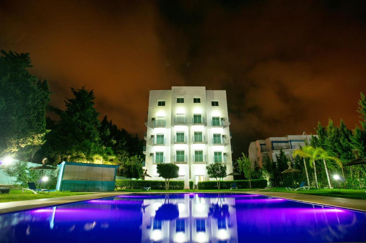 Residence Hoteliere Riviera Beach Cabo Negro Eksteriør bilde