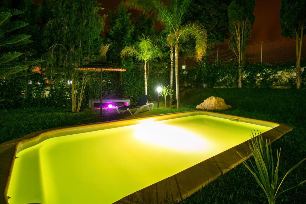 Residence Hoteliere Riviera Beach Cabo Negro Eksteriør bilde