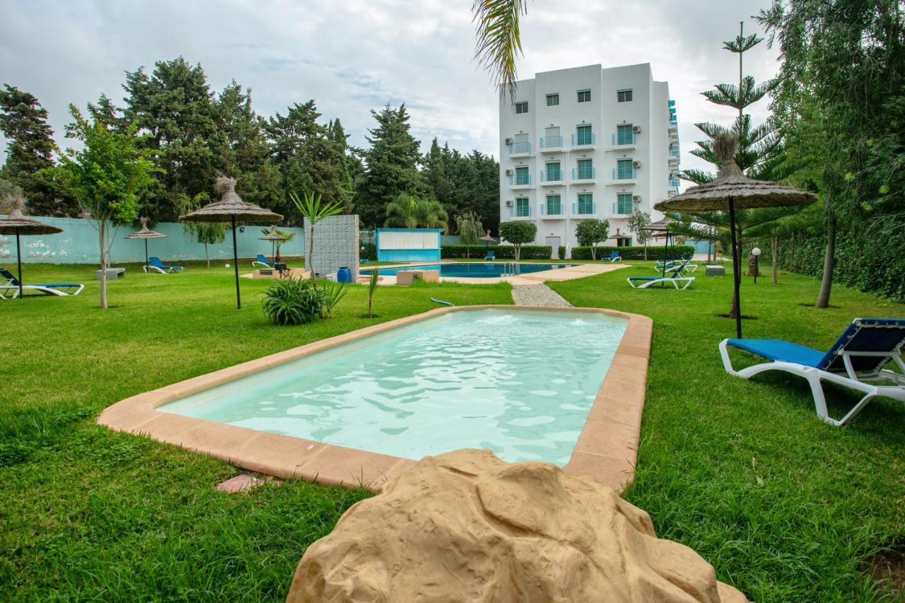 Residence Hoteliere Riviera Beach Cabo Negro Eksteriør bilde